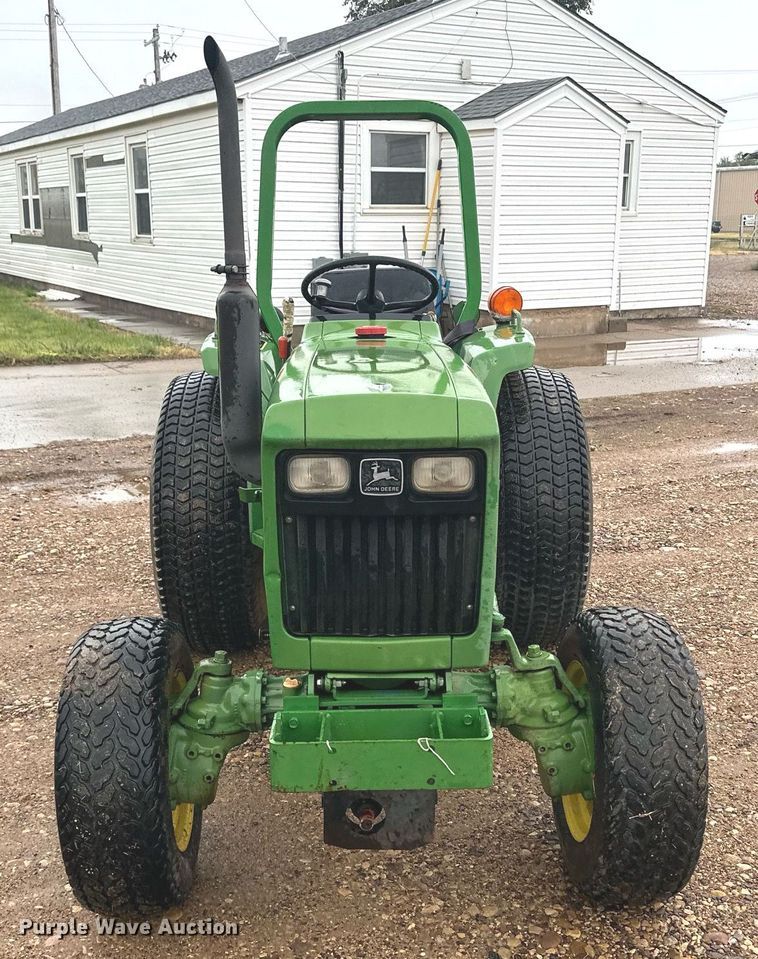 image for item OC9487 1986 John Deere 750  MFWD tractor