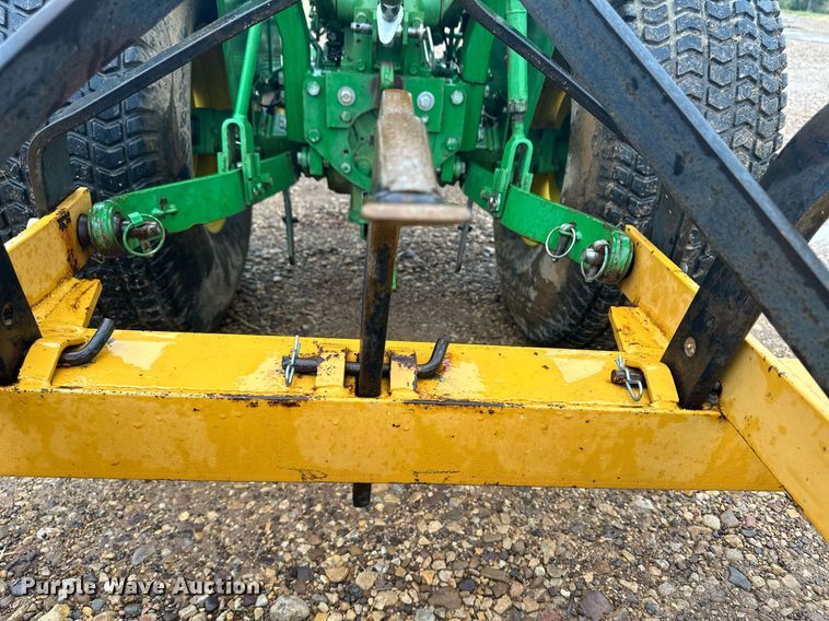 image for item OC9487 1986 John Deere 750  MFWD tractor