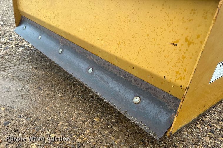 image for item OC9487 1986 John Deere 750  MFWD tractor