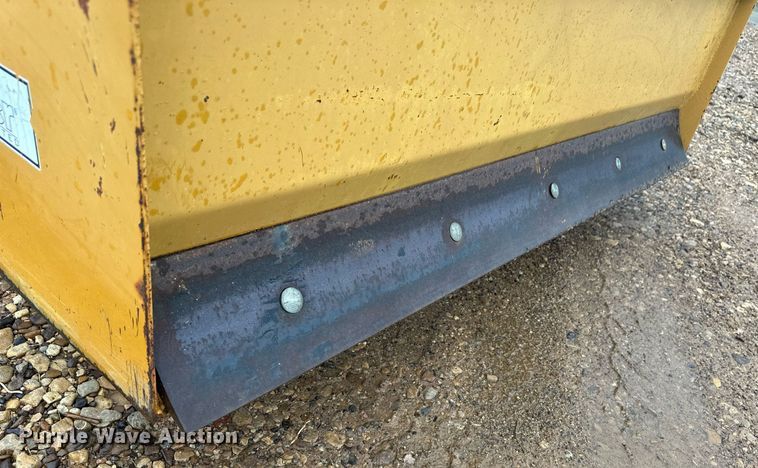 image for item OC9487 1986 John Deere 750  MFWD tractor