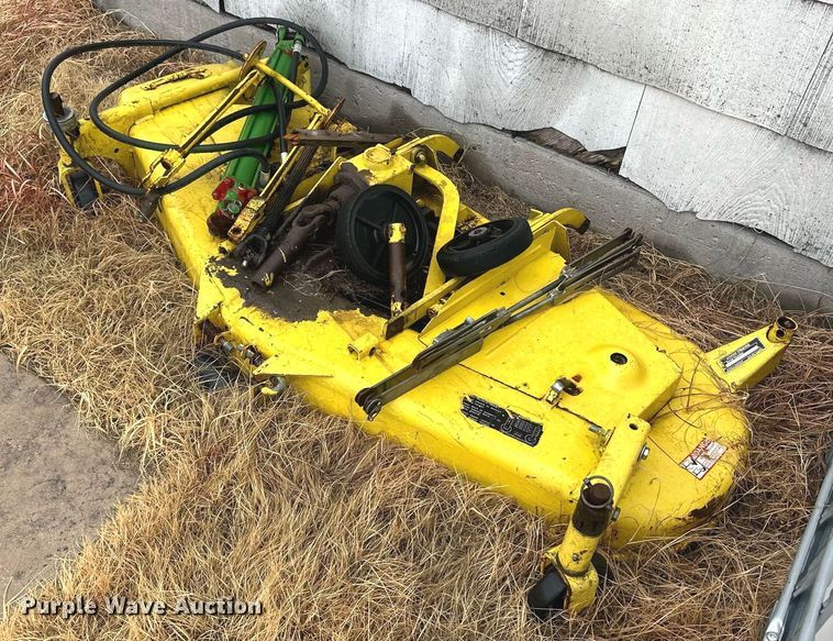 image for item OC9487 1986 John Deere 750  MFWD tractor