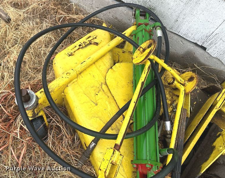 image for item OC9487 1986 John Deere 750  MFWD tractor