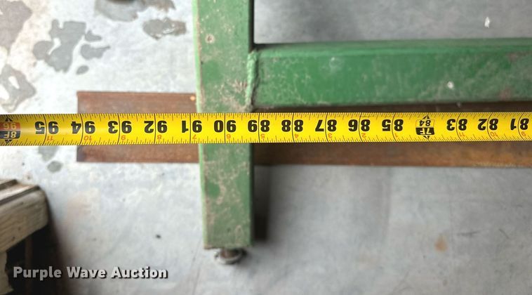 image for item OC9487 1986 John Deere 750  MFWD tractor