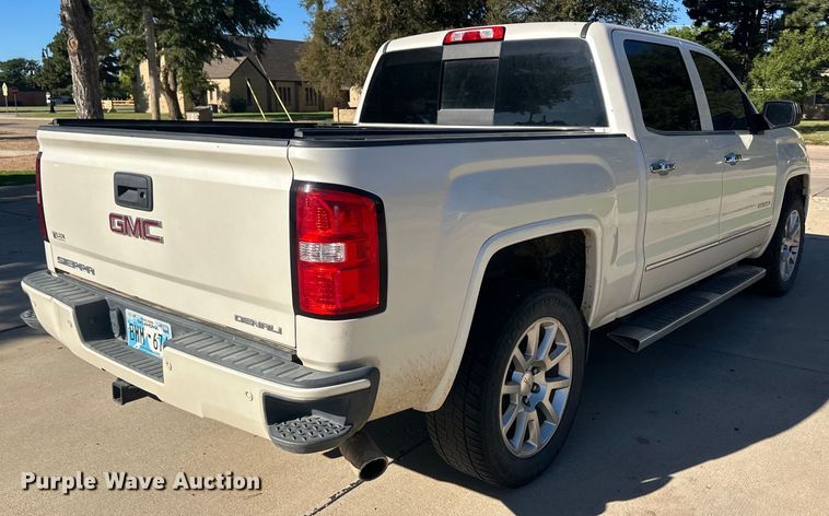 image for item OC9495 2015 GMC  Sierra 1500 Denali  Crew Cab pickup truck