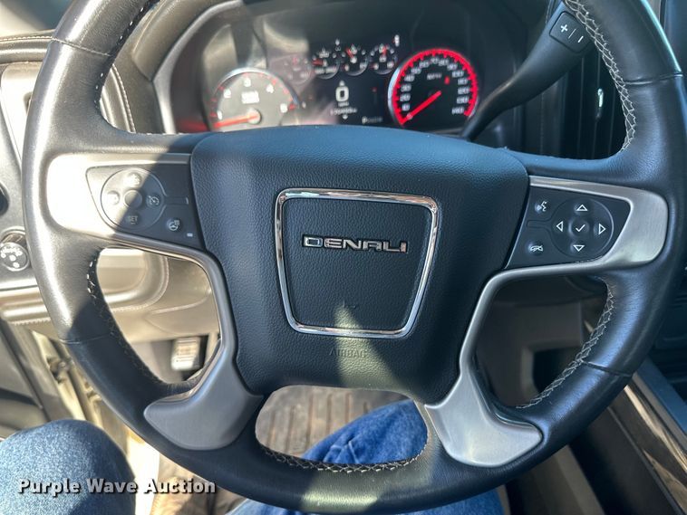 image for item OC9495 2015 GMC  Sierra 1500 Denali  Crew Cab pickup truck