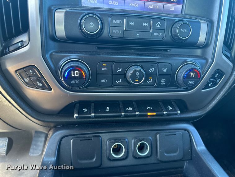 image for item OC9495 2015 GMC  Sierra 1500 Denali  Crew Cab pickup truck