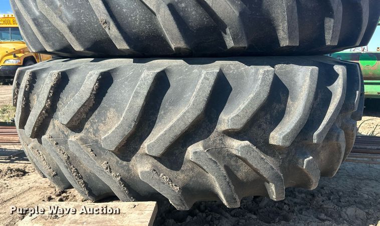 image for item OC9523 1977 John Deere 4630  tractor