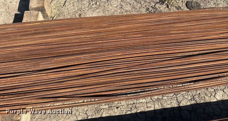 image for item OC9524 (100) joints of 25' L x 5/8" diameter sucker rod