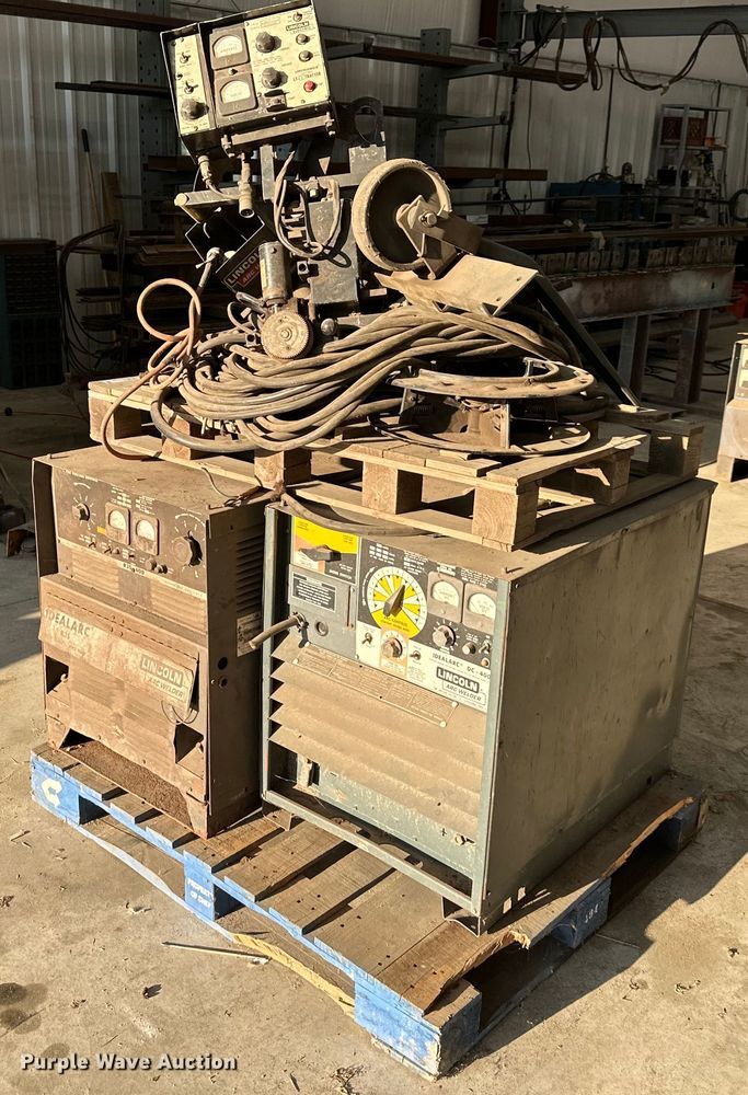 image for item OF9021 (2) Lincoln welders