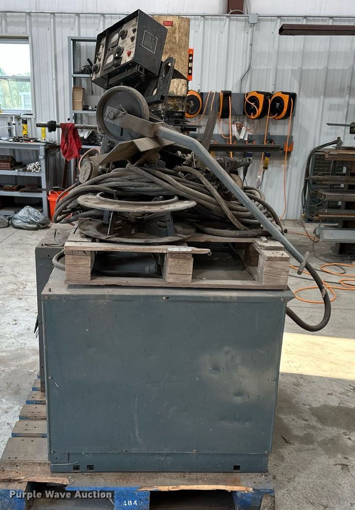 image for item OF9021 (2) Lincoln welders