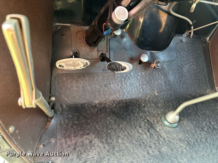 image for item OF9027 1928 Ford Model A  convertible