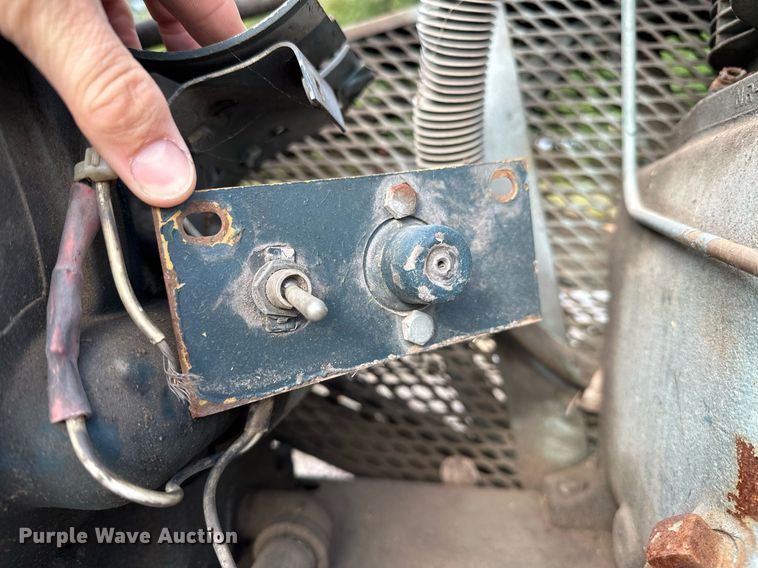 image for item OG9248 1986 Brunner  air compressor