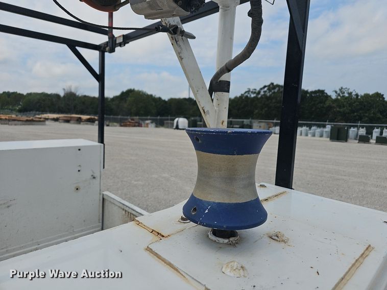 image for item OG9328 2016 Ford F250  Super Duty SuperCab utility bed pickup truck