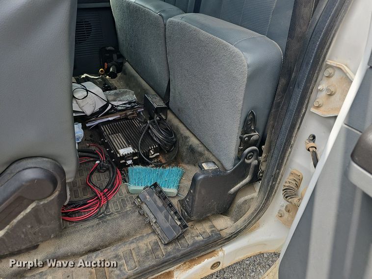 image for item OG9328 2016 Ford F250  Super Duty SuperCab utility bed pickup truck