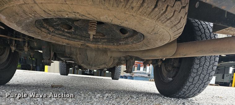 image for item OG9328 2016 Ford F250  Super Duty SuperCab utility bed pickup truck