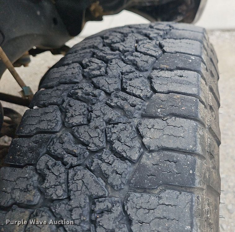 image for item OG9328 2016 Ford F250  Super Duty SuperCab utility bed pickup truck