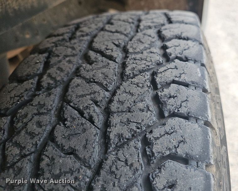 image for item OG9328 2016 Ford F250  Super Duty SuperCab utility bed pickup truck