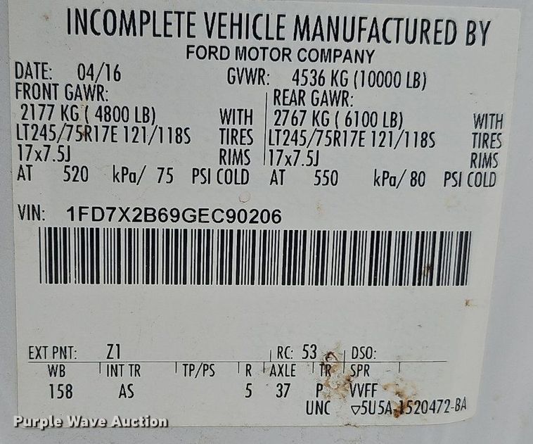 image for item OG9328 2016 Ford F250  Super Duty SuperCab utility bed pickup truck