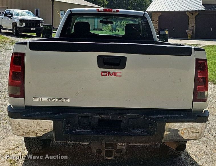 image for item OG9404 2013 GMC Sierra 2500HD  pickup truck