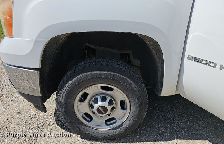 image for item OG9404 2013 GMC Sierra 2500HD  pickup truck