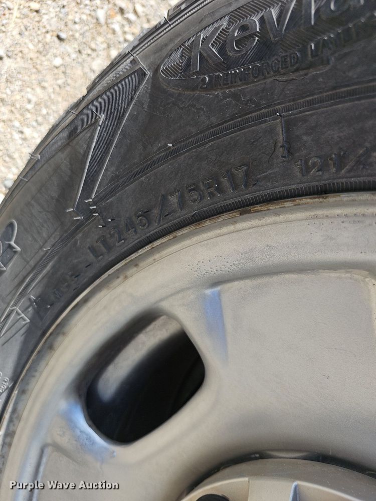 image for item OG9404 2013 GMC Sierra 2500HD  pickup truck