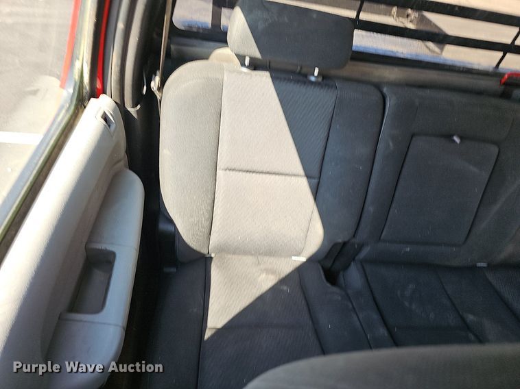 image for item OG9415 2014 Chevrolet 2500HD  Crew Cab flatbed pickup truck