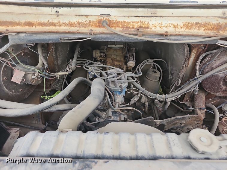 image for item OG9418 1977 Ford  van