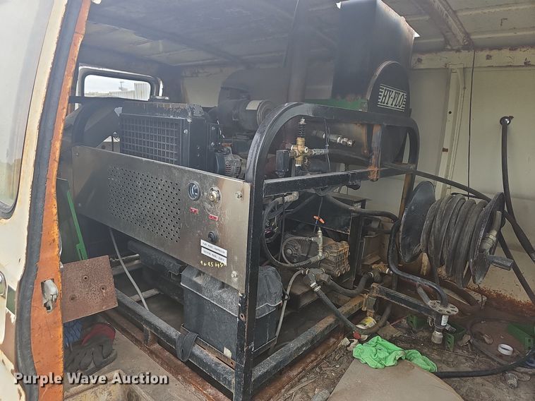 image for item OG9418 1977 Ford  van