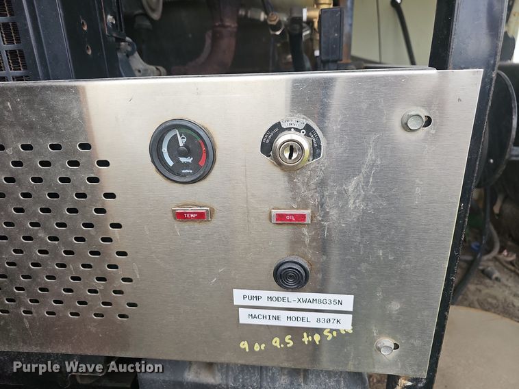 image for item OG9418 1977 Ford  van