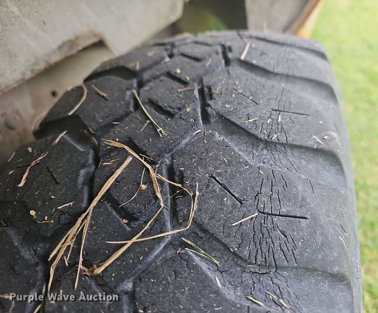 image for item OG9418 1977 Ford  van