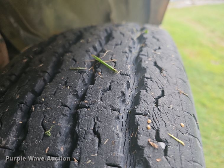 image for item OG9418 1977 Ford  van