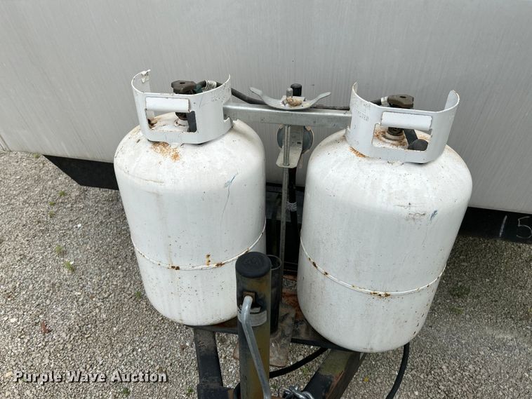 image for item OK9666 2006 Monaco Coach Holiday Rambler  camper