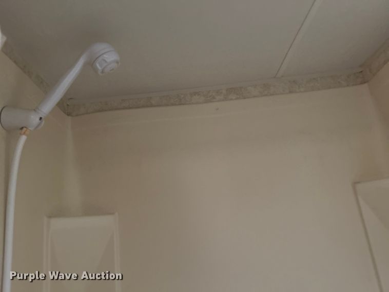 image for item OK9666 2006 Monaco Coach Holiday Rambler  camper