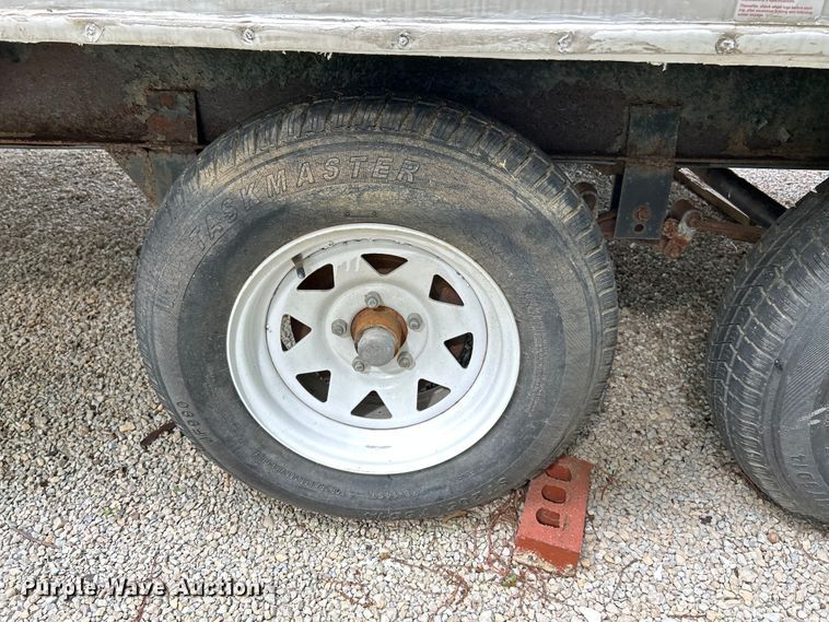 image for item OK9666 2006 Monaco Coach Holiday Rambler  camper