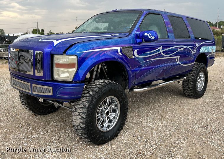 image for item OK9758 2004 Ford Excursion  SUV