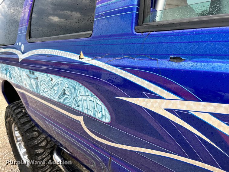 image for item OK9758 2004 Ford Excursion  SUV