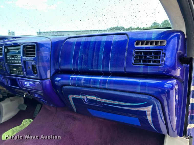 image for item OK9758 2004 Ford Excursion  SUV