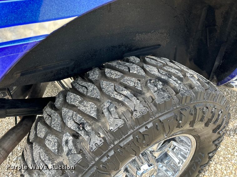 image for item OK9758 2004 Ford Excursion  SUV