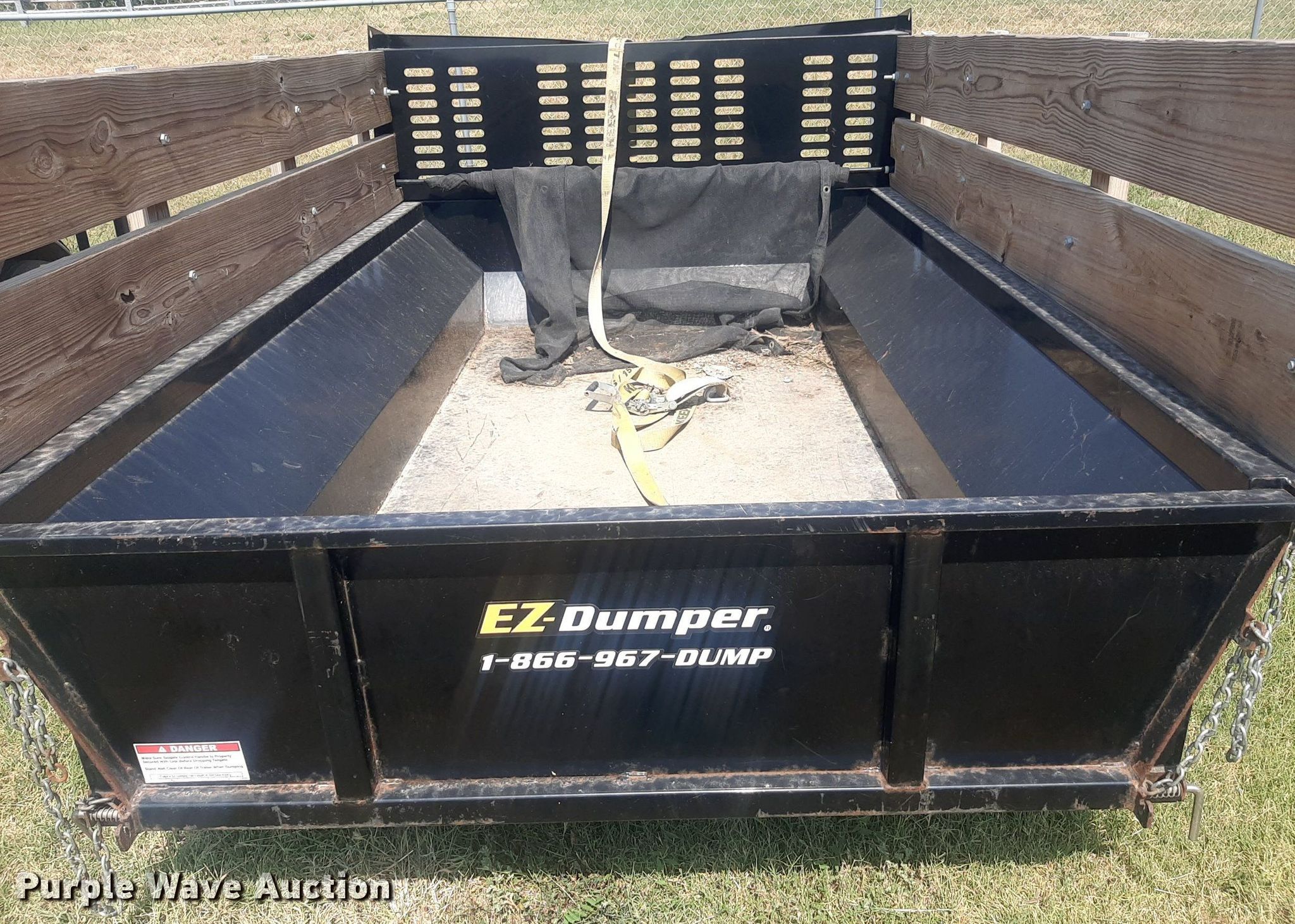EZ Dumper dump bed in Augusta, KS Item NV9283 for sale Purple Wave