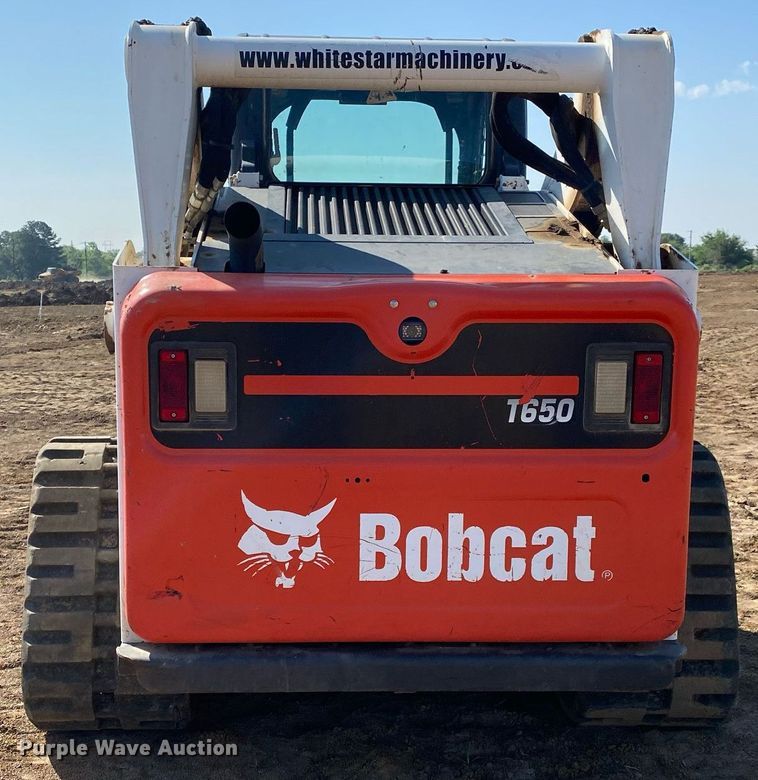 image for item DI7827 2017 Bobcat T650  tracked skid steer loader