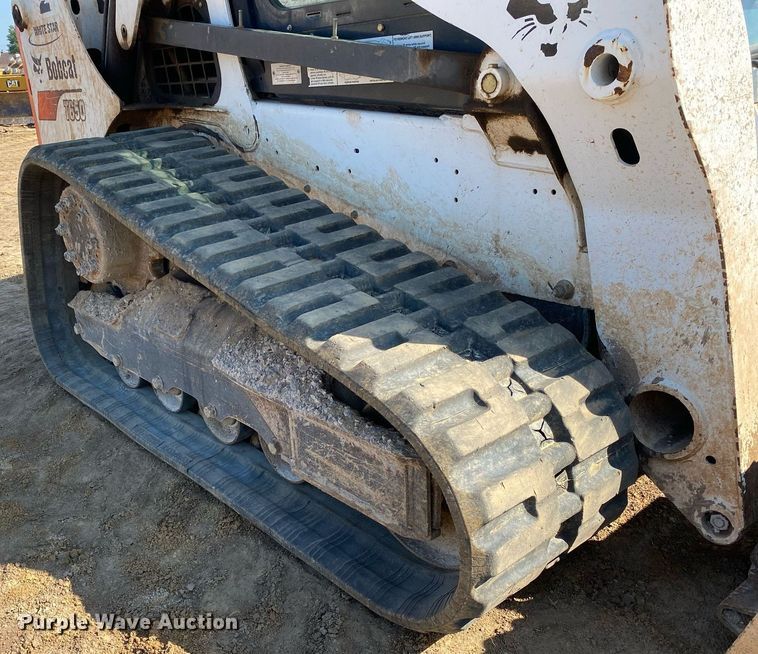 image for item DI7827 2017 Bobcat T650  tracked skid steer loader