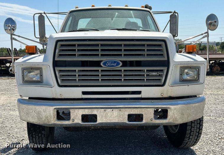 image for item DJ6308 1988 Ford F700  tank truck