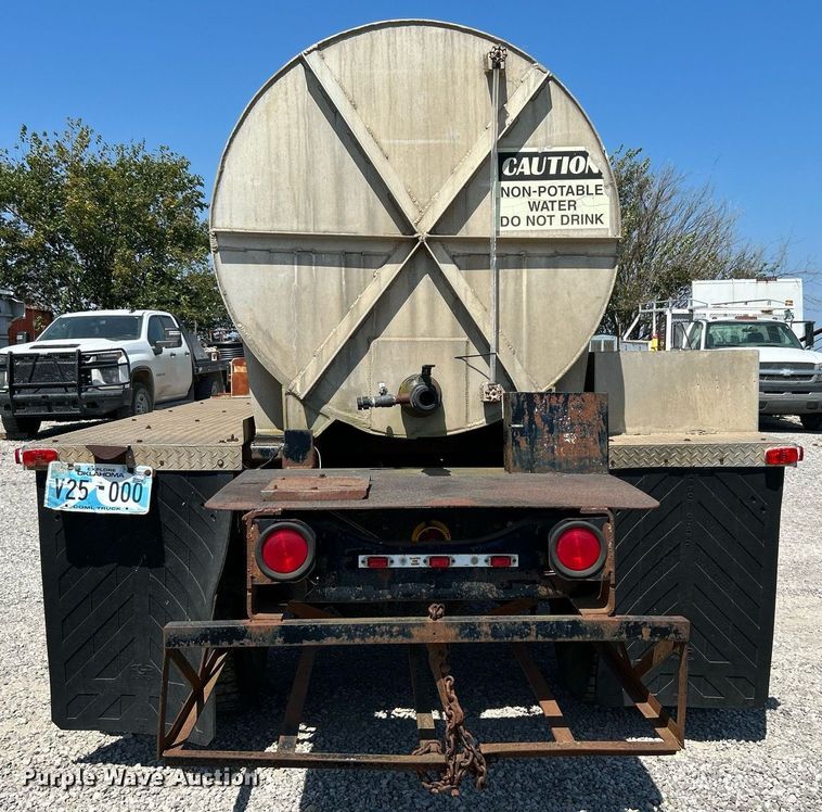 image for item DJ6308 1988 Ford F700  tank truck