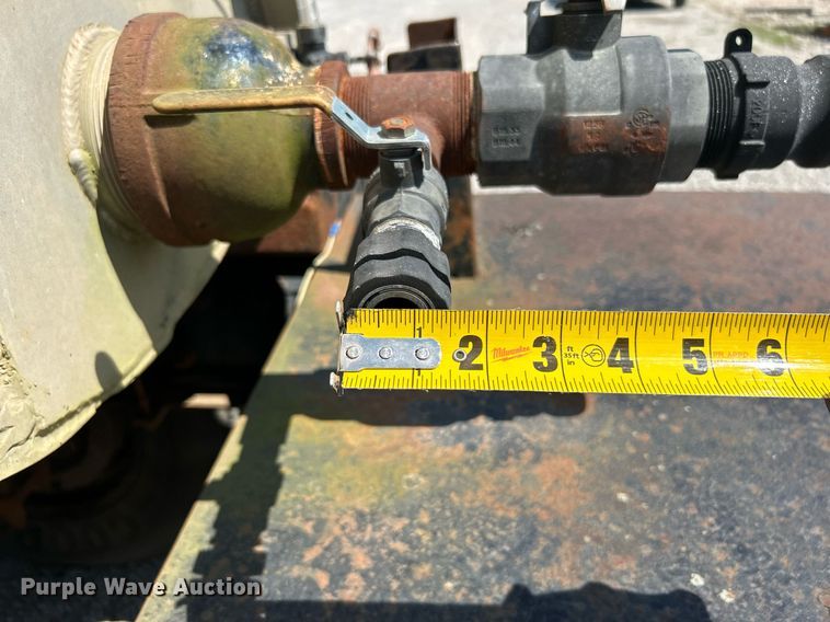 image for item DJ6308 1988 Ford F700  tank truck