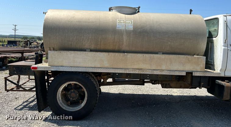 image for item DJ6308 1988 Ford F700  tank truck