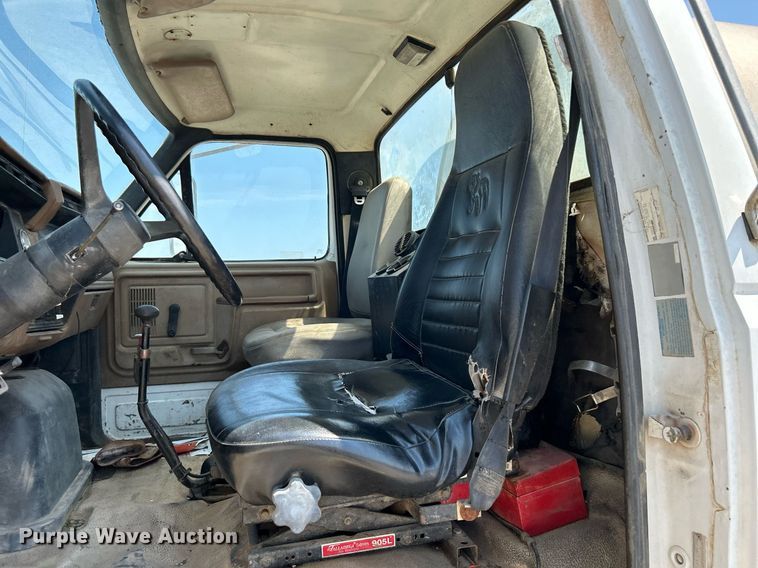 image for item DJ6308 1988 Ford F700  tank truck