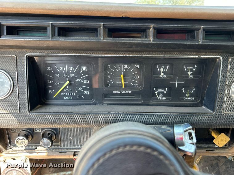 image for item DJ6308 1988 Ford F700  tank truck