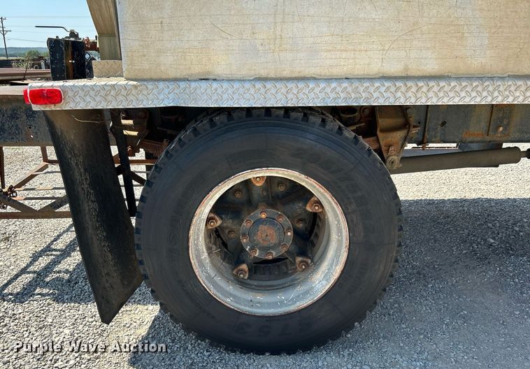 image for item DJ6308 1988 Ford F700  tank truck