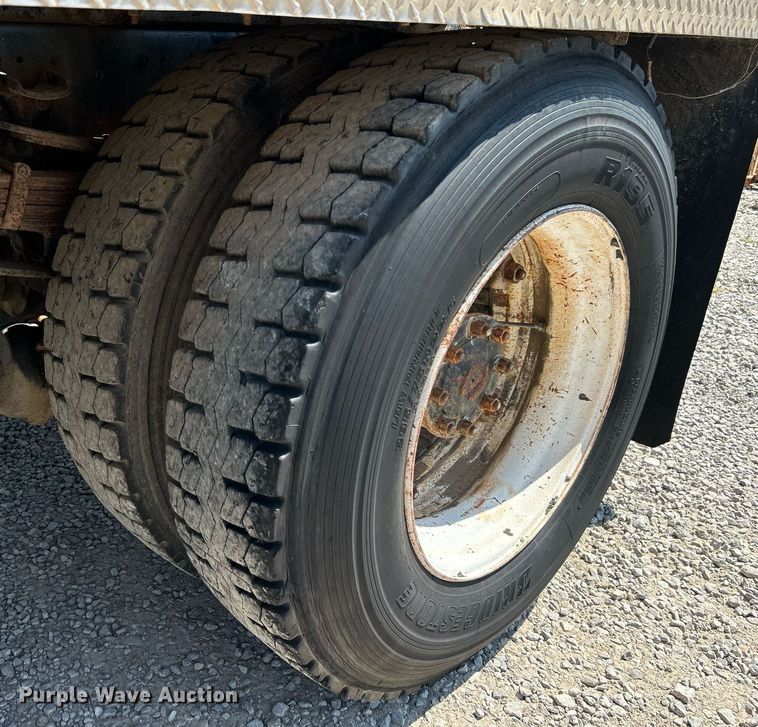 image for item DJ6308 1988 Ford F700  tank truck