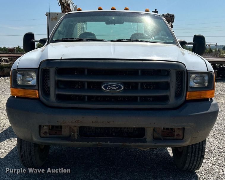 image for item DJ6310 1999 Ford F550 Super Duty  utility / service truck